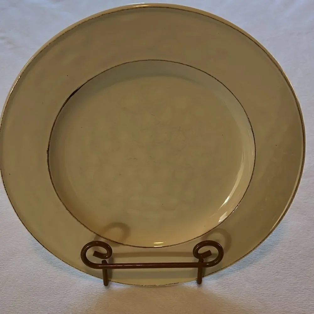 Martillo Pier 1 Imports Martillo Creme Brulee One 11 Inch DINNER Plate Beige